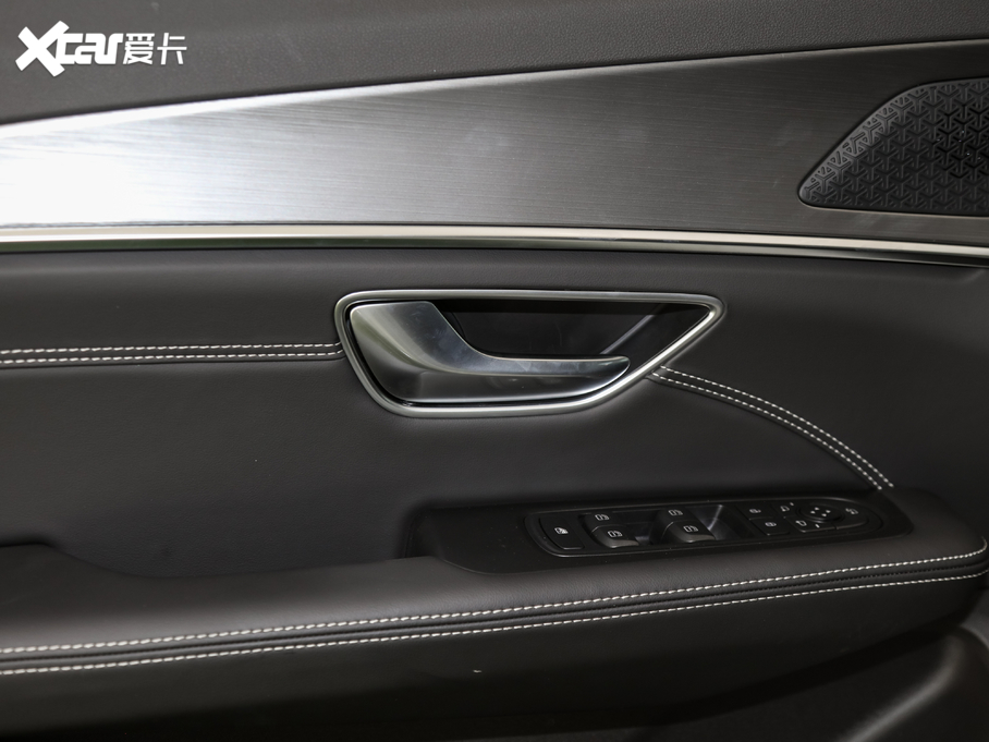 2021;X70 PLUS PLUS 1.5T ք 6