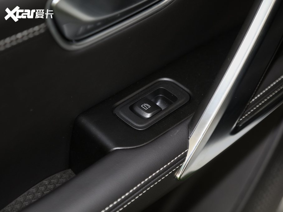 2021;X70 PLUS PLUS 1.5T ք 6