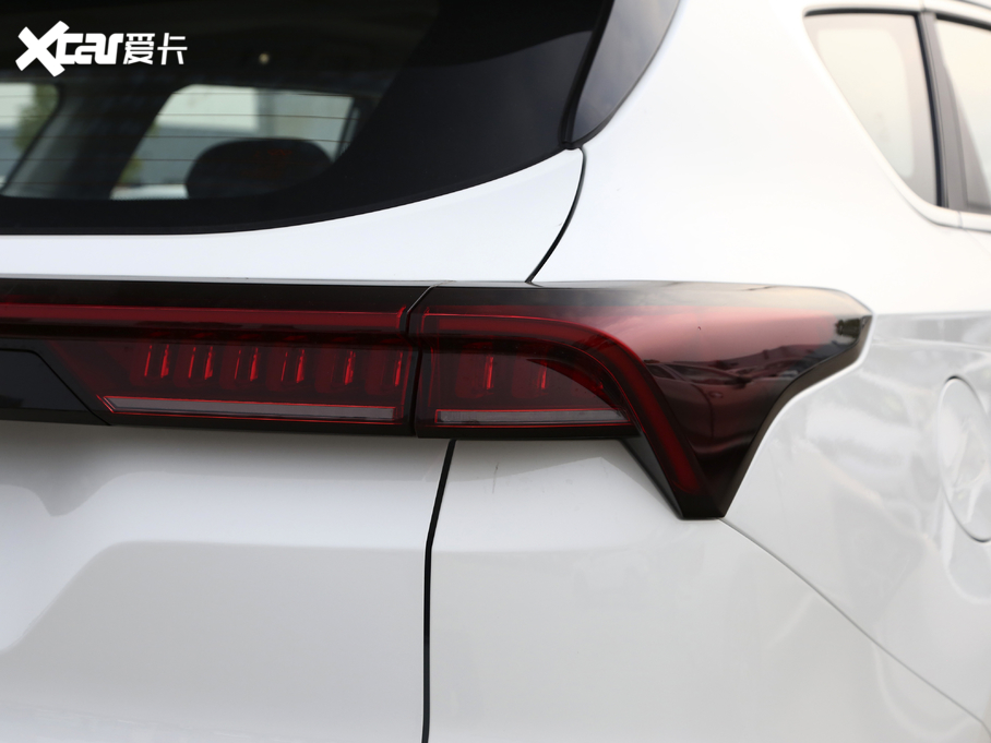 2021;X70 PLUS PLUS 1.6T DCT 7