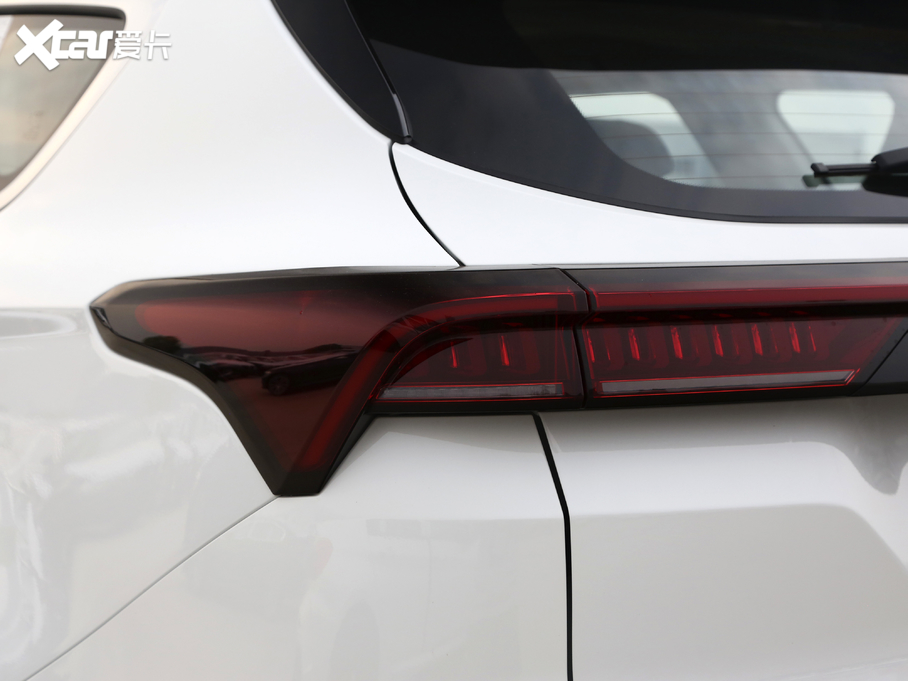 2021;X70 PLUS PLUS 1.6T DCT 7