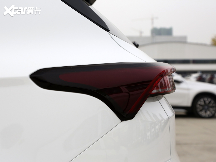 2021;X70 PLUS PLUS 1.6T DCT 7