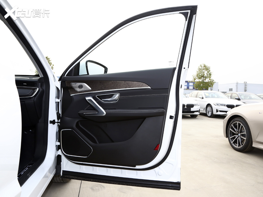 2021;X70 PLUS PLUS 1.6T DCT 7