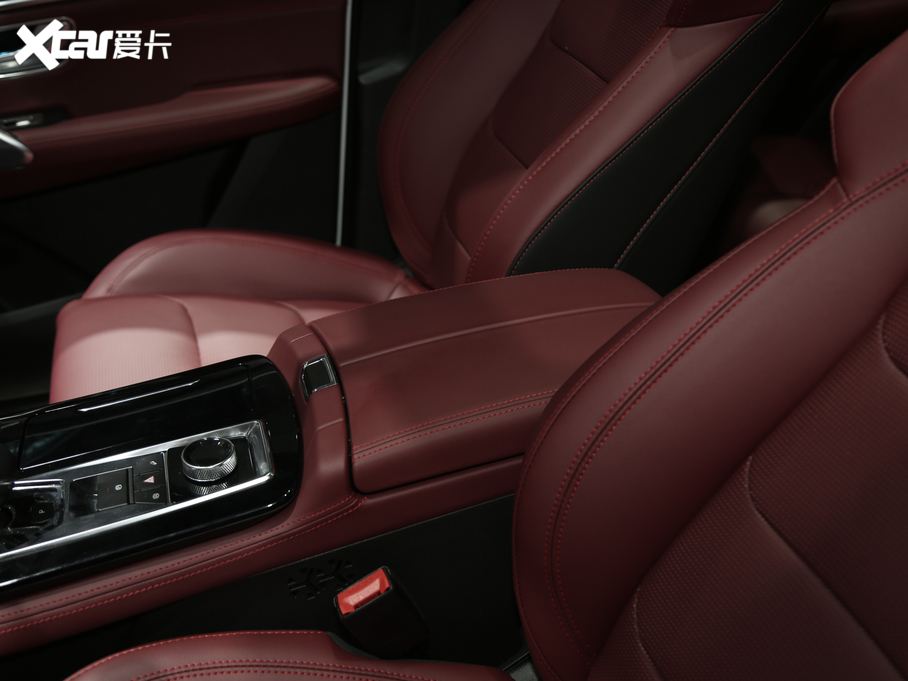 2021;X70 PLUS  PLUS 1.6T DCT 5