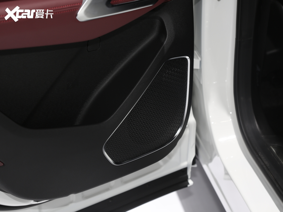 2021;X70 PLUS  PLUS 1.6T DCT 5