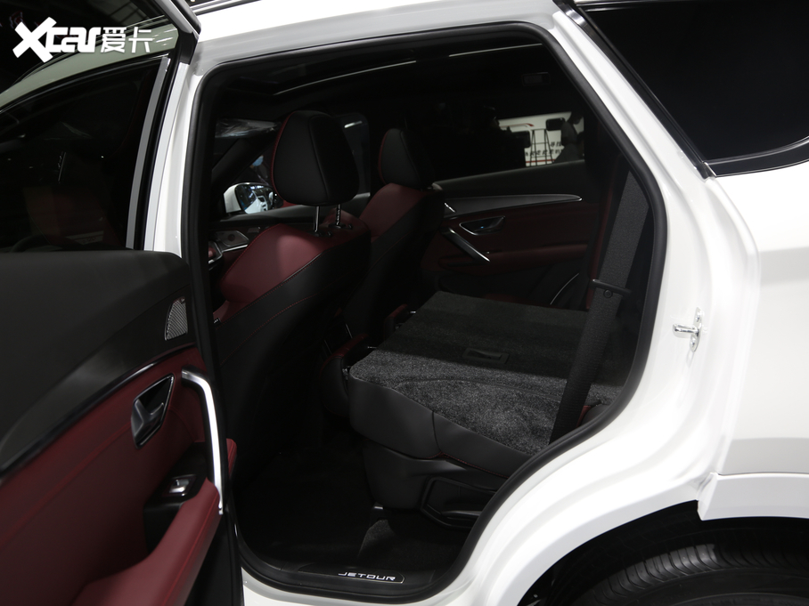 2021;X70 PLUS  PLUS 1.6T DCT 5