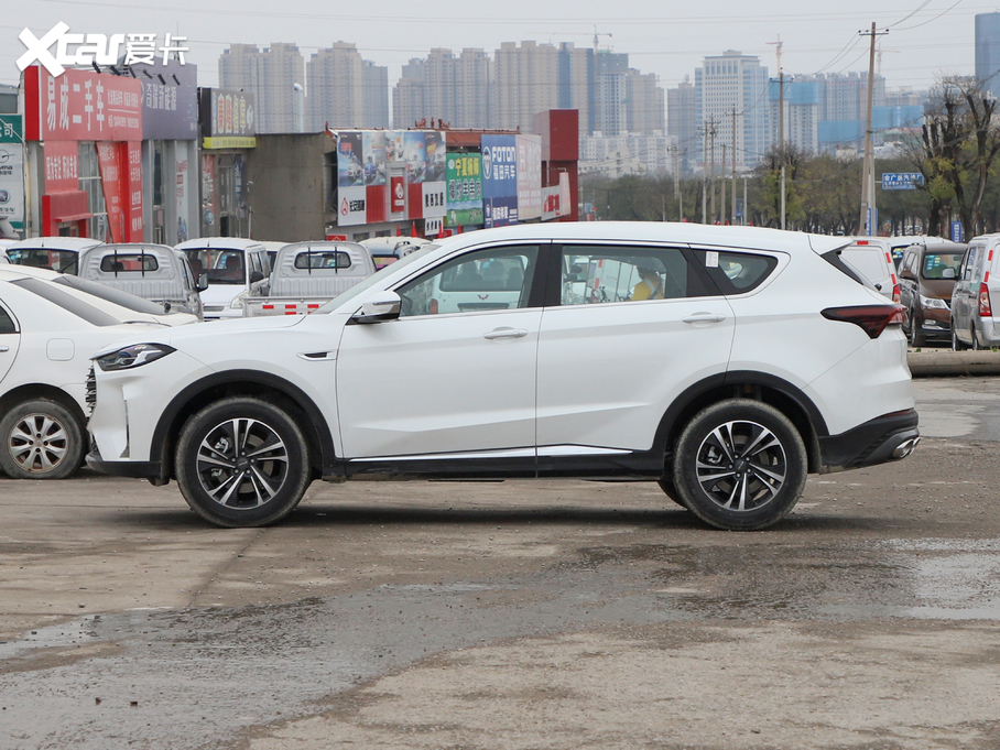 2021;X70 PLUS PLUS 1.6T DCT 5