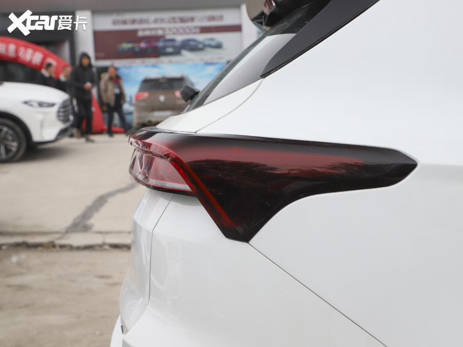 2021;X70 PLUS PLUS 1.6T DCT 5