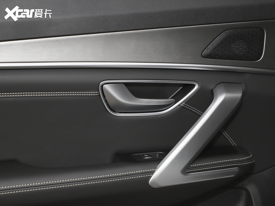 2021;X70 PLUS PLUS 1.6T DCT 5