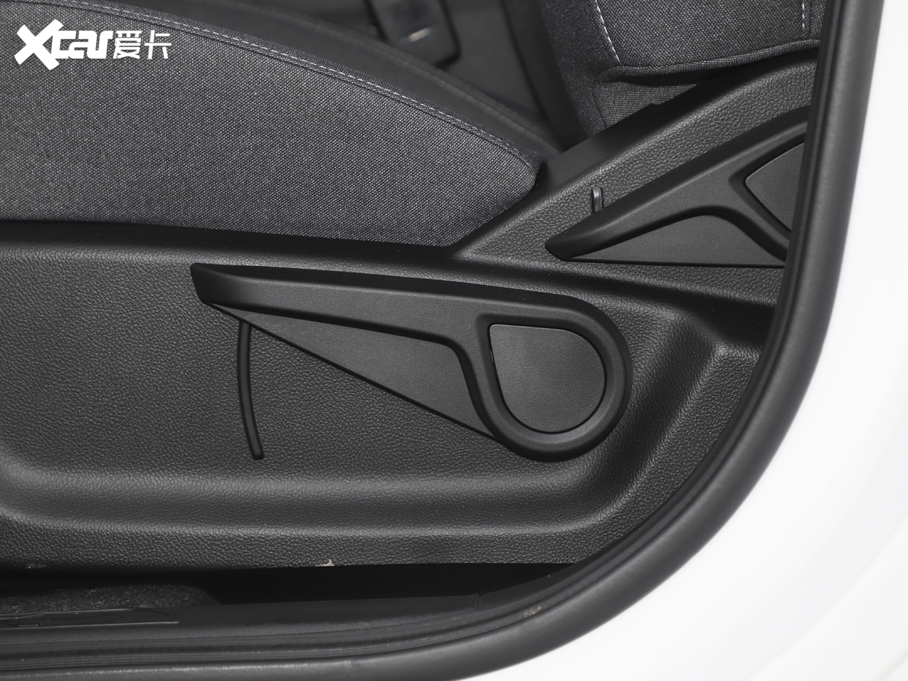 2021;X70 PLUS PLUS 1.6T DCT 5