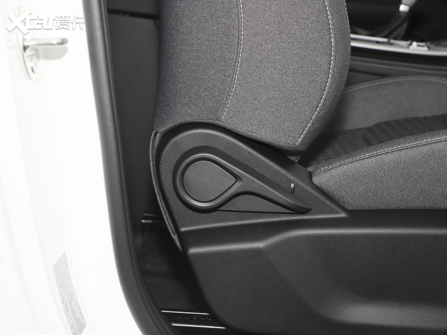 2021;X70 PLUS PLUS 1.6T DCT 5