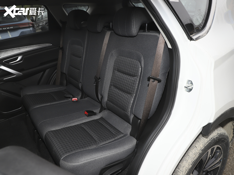 2021;X70 PLUS PLUS 1.6T DCT 5