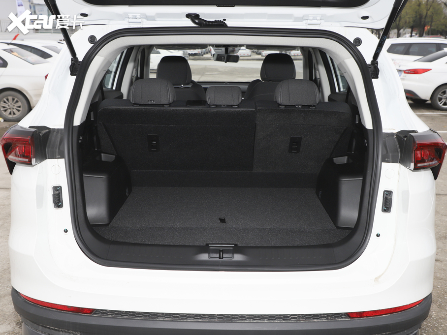 2021;X70 PLUS PLUS 1.6T DCT 5