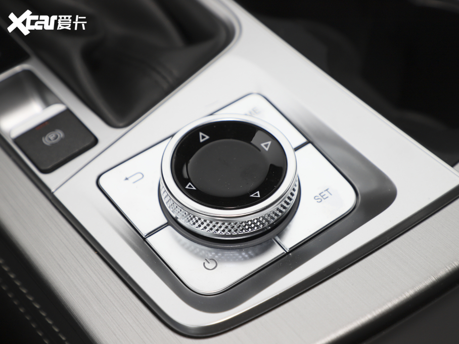 2021;X70 PLUS PLUS 1.6T DCT 5