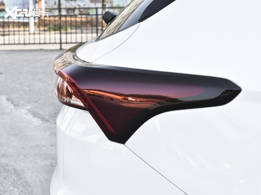 2021;X70 PLUS PLUS 1.5T DCT 7