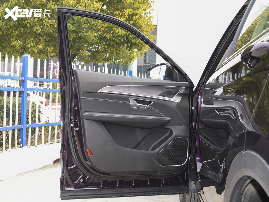 2021;X70 PLUS PLUS 1.6T DCT 7