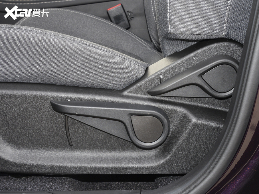 2021;X70 PLUS PLUS 1.6T DCT 7