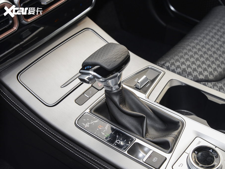 2021;X70 PLUS PLUS 1.6T DCT 7