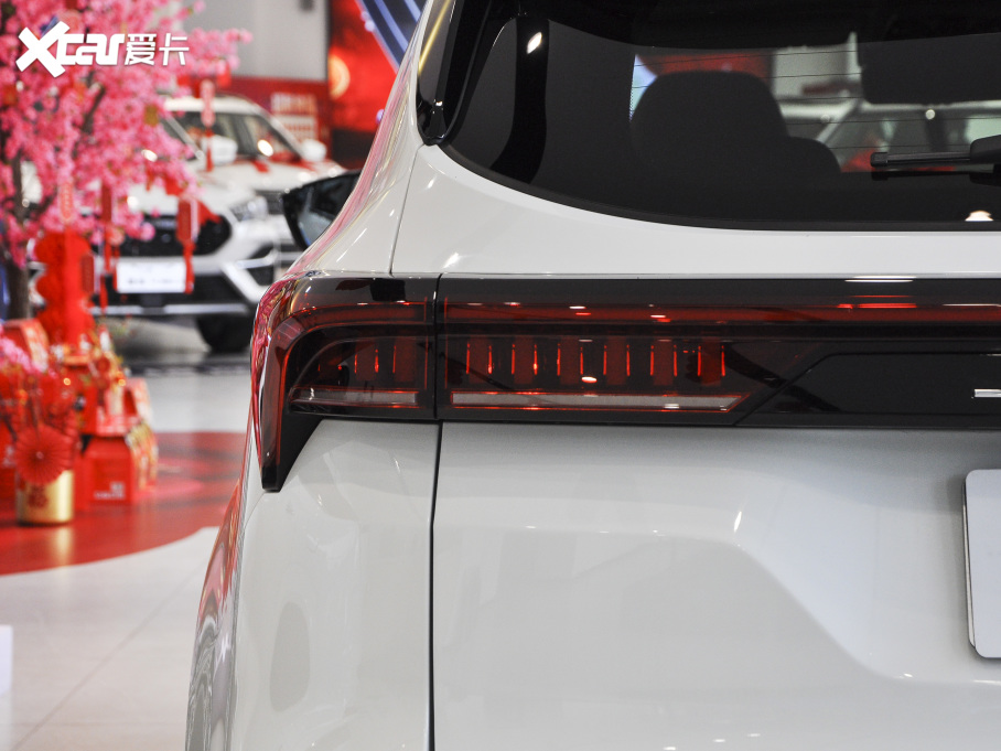 2021;X70 PLUS Ŀ PLUS 1.6T DCT 7