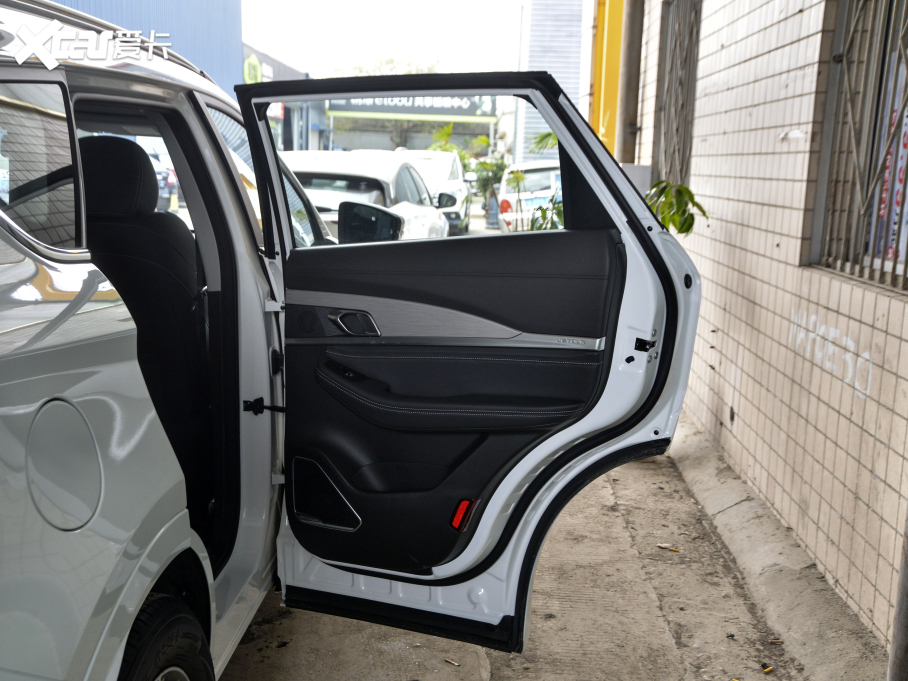 2021;X70 1.5T DCTعII 7