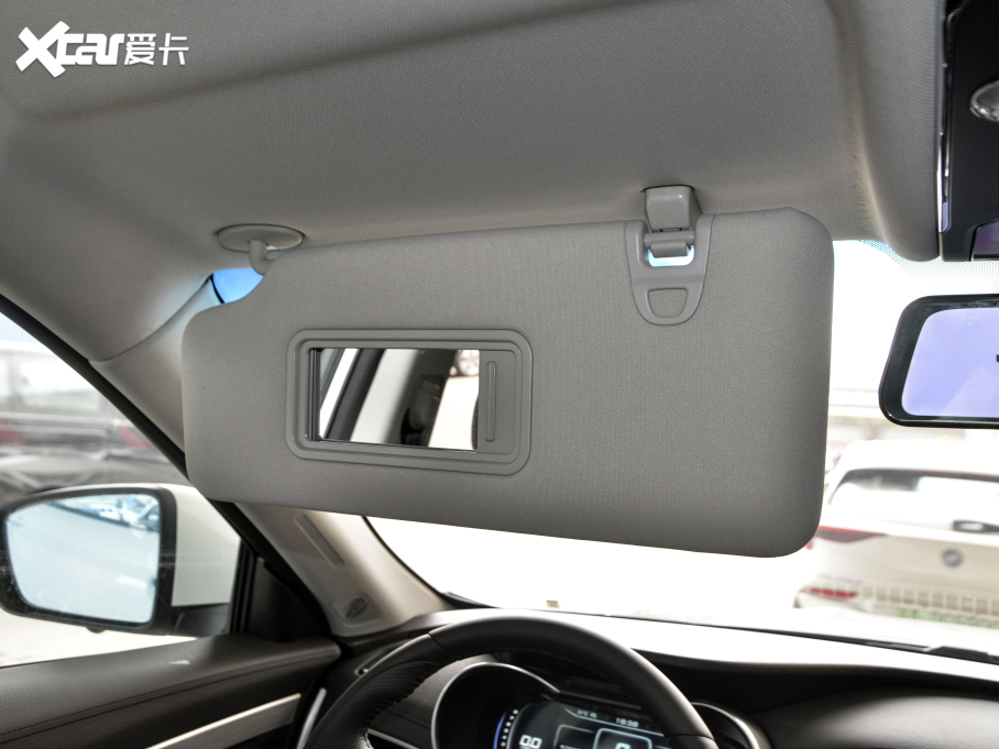 2021;X70 1.5T DCTعII 7