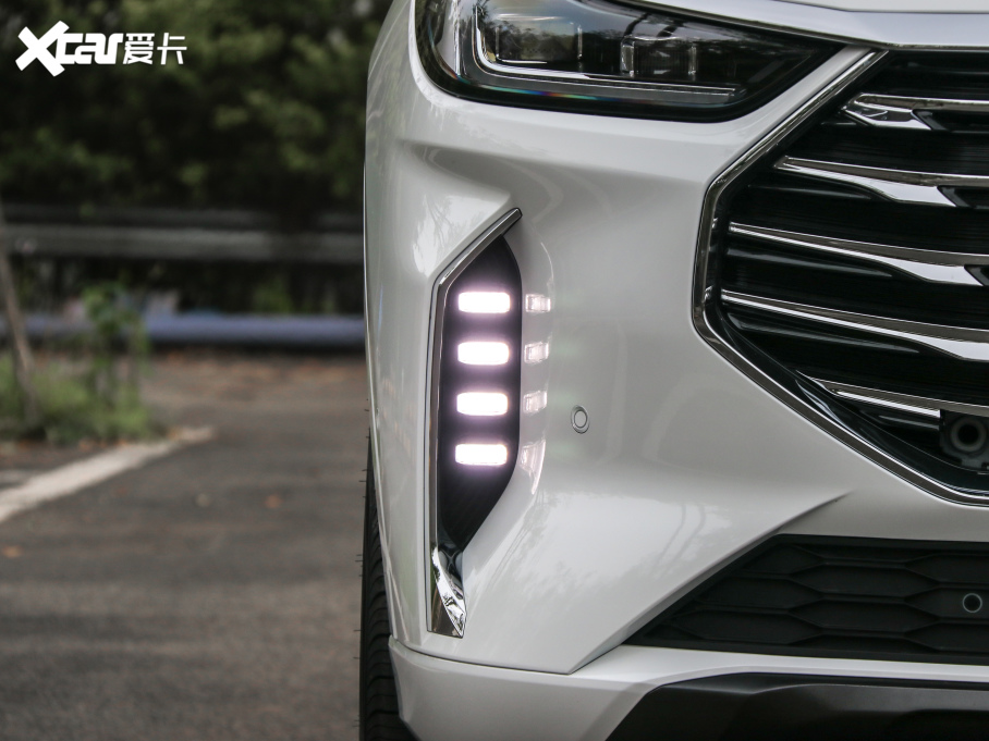 2021;X70 PLUS PLUS T 1.6TGDI DCT 5