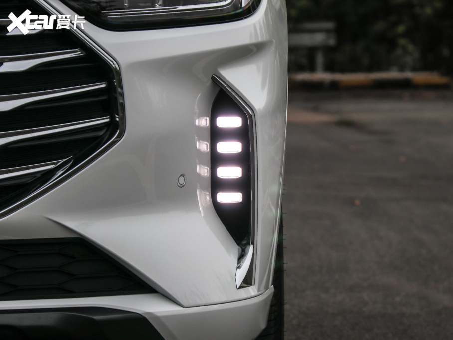 2021;X70 PLUS PLUS T 1.6TGDI DCT 5