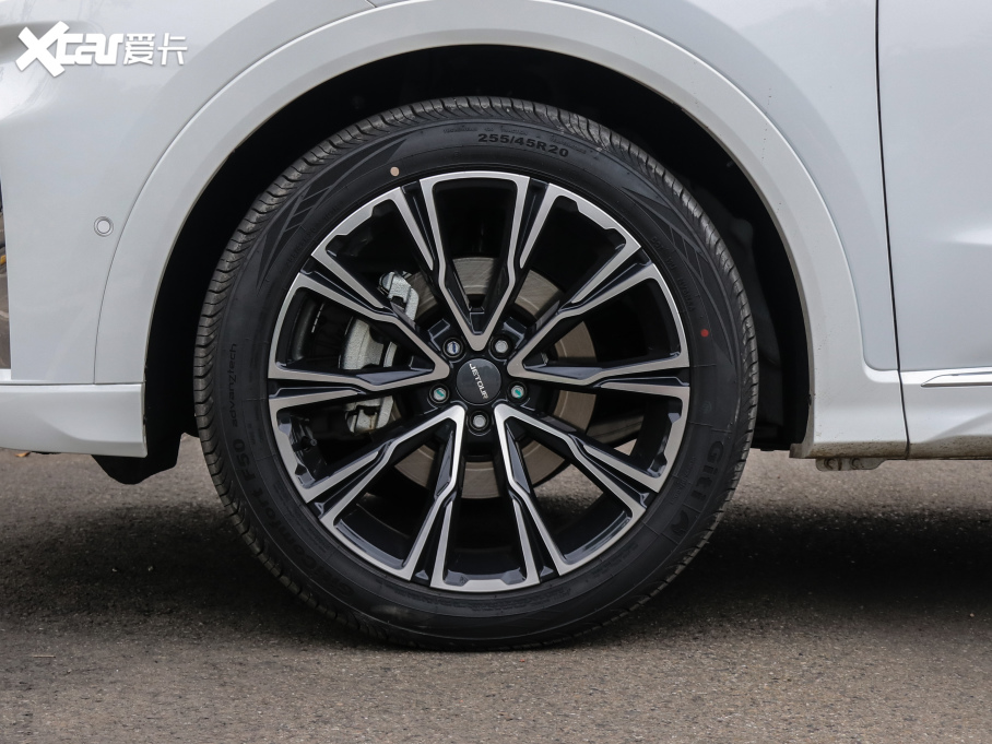 2021;X70 PLUS PLUS T 1.6TGDI DCT 5