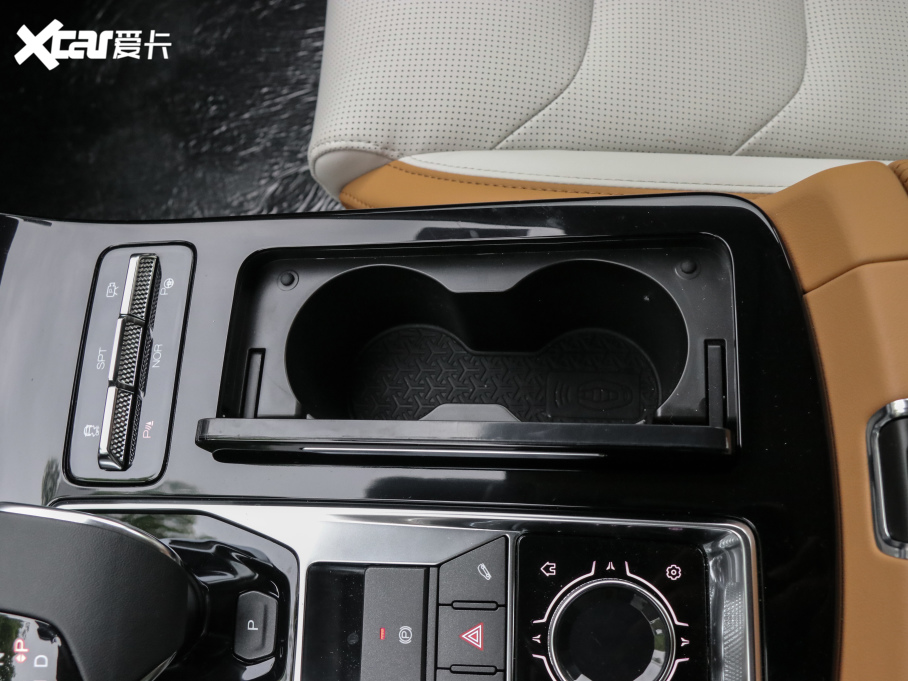 2021;X70 PLUS PLUS T 1.6TGDI DCT 5