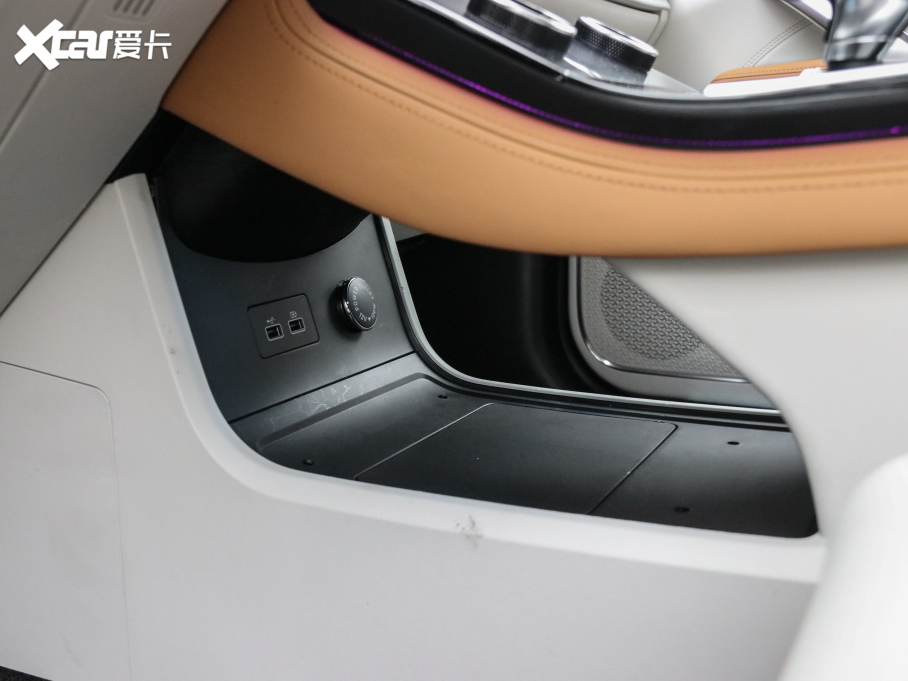 2021;X70 PLUS PLUS T 1.6TGDI DCT 5