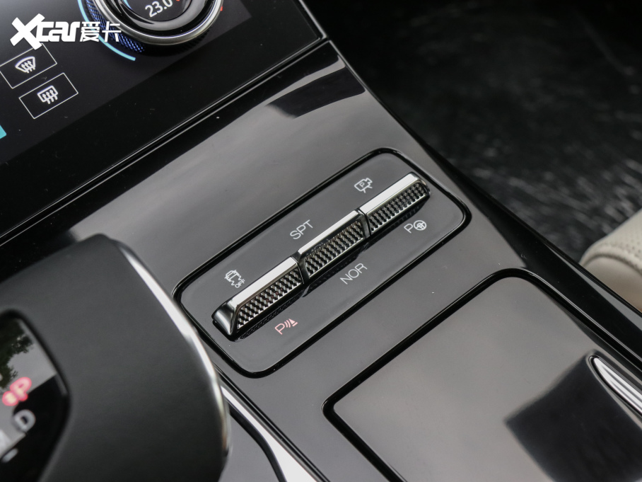 2021;X70 PLUS PLUS T 1.6TGDI DCT 5