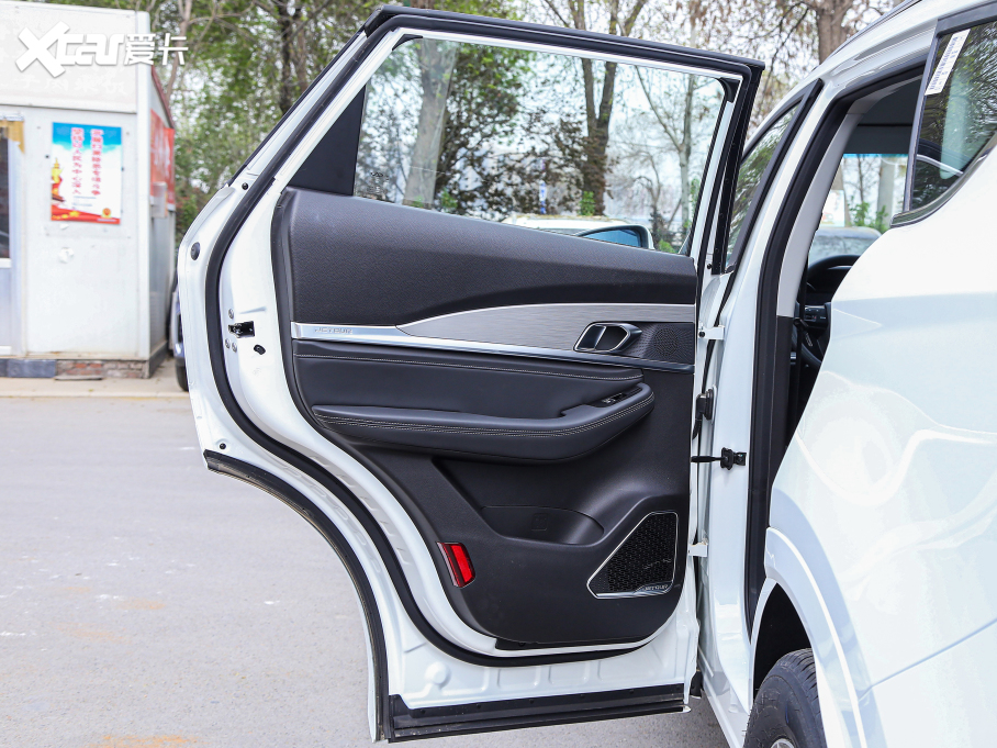 2021;X70 1.5T DCTعI 5