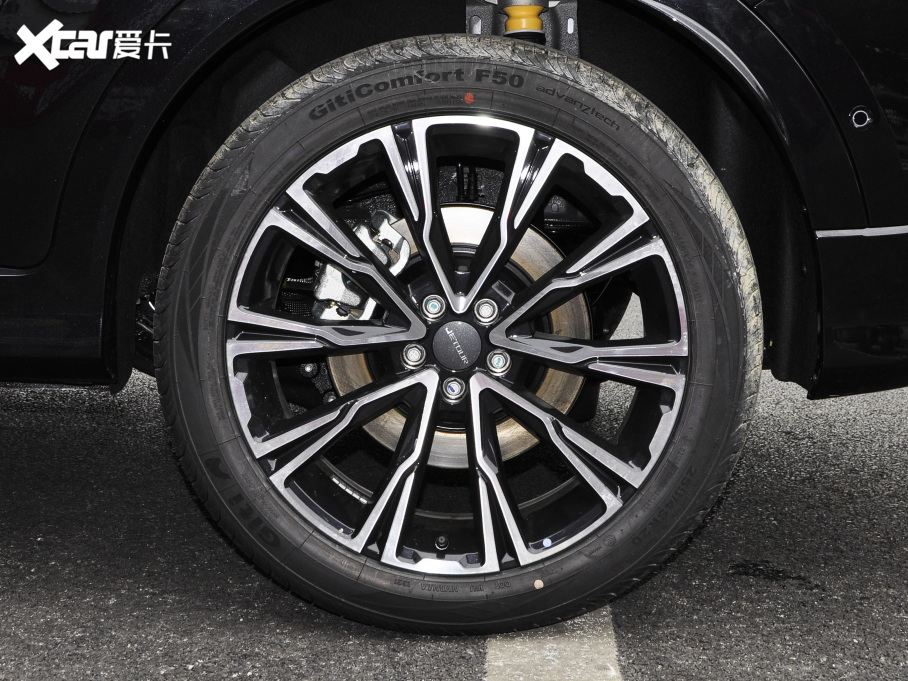 2021;X70 PLUS PLUS T 1.6TGDI DCT 5