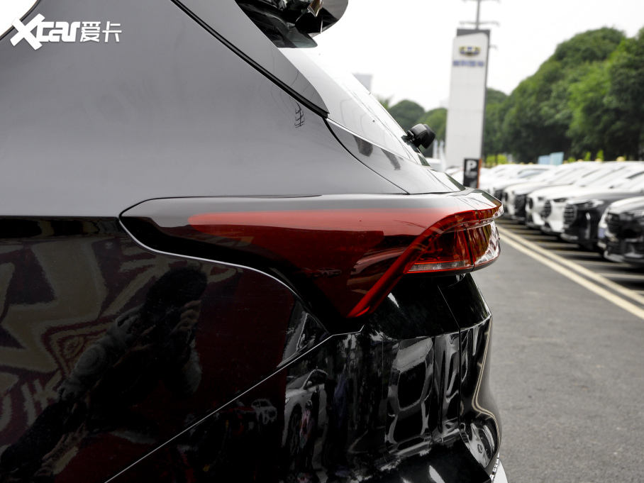 2021;X70 PLUS PLUS T 1.6TGDI DCT 5