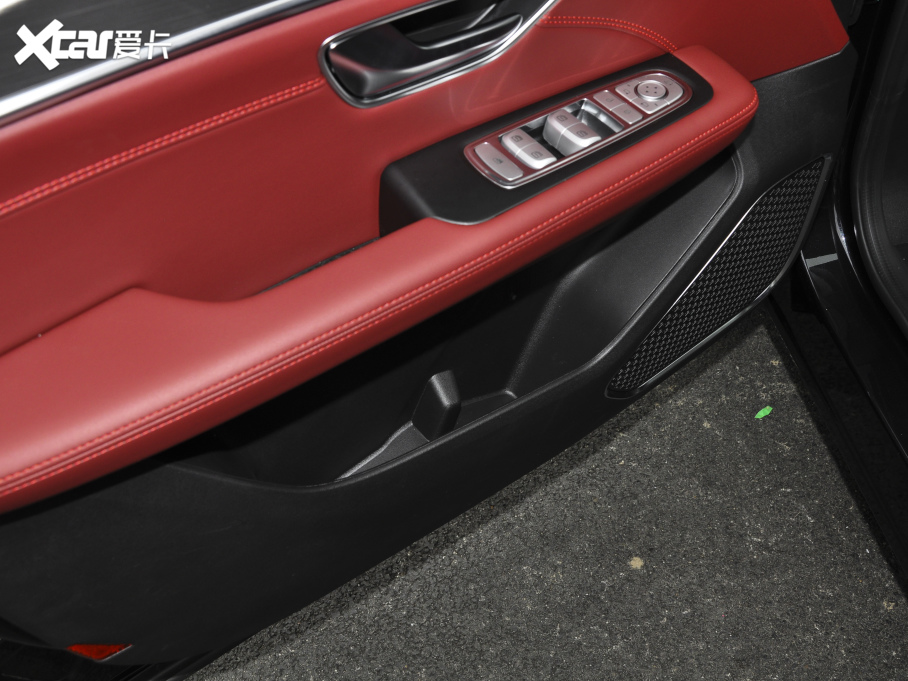 2021;X70 PLUS PLUS T 1.6TGDI DCT 5