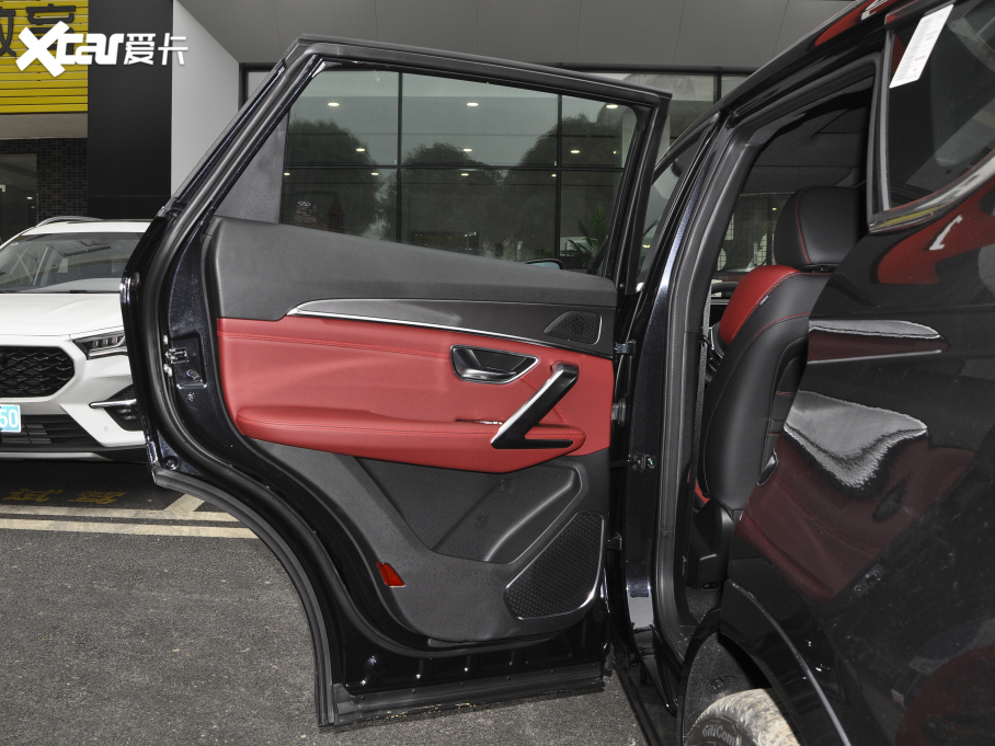 2021;X70 PLUS PLUS T 1.6TGDI DCT 5