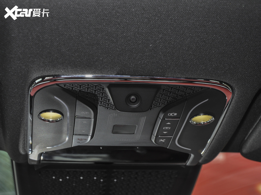 2021;X70 PLUS PLUS T 1.6TGDI DCT 5