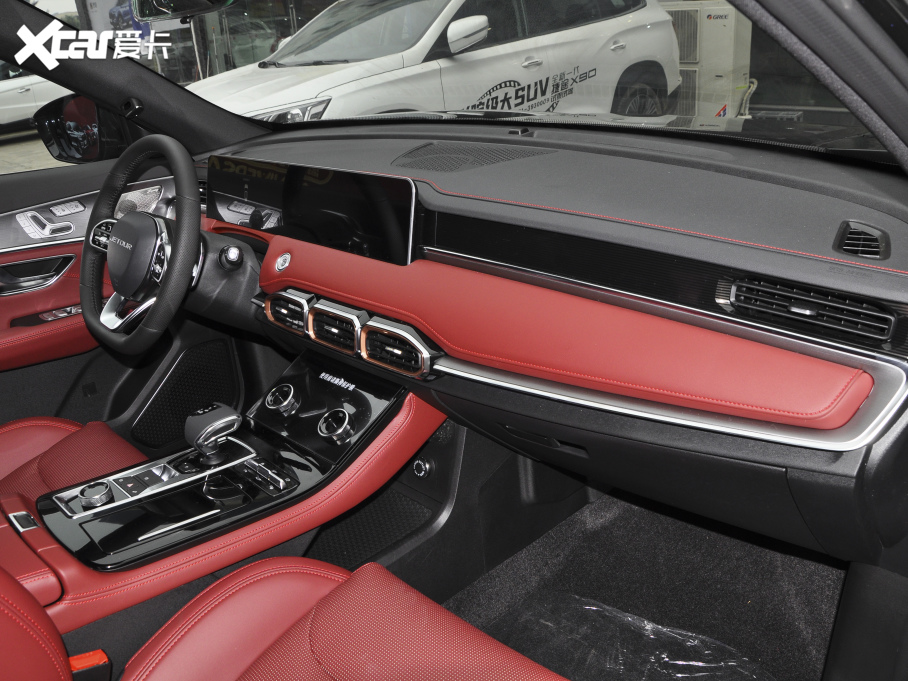 2021;X70 PLUS PLUS T 1.6TGDI DCT 5