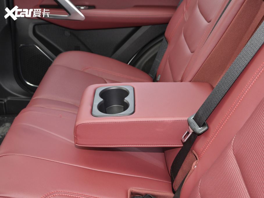 2021;X70 PLUS PLUS T 1.6TGDI DCT 7