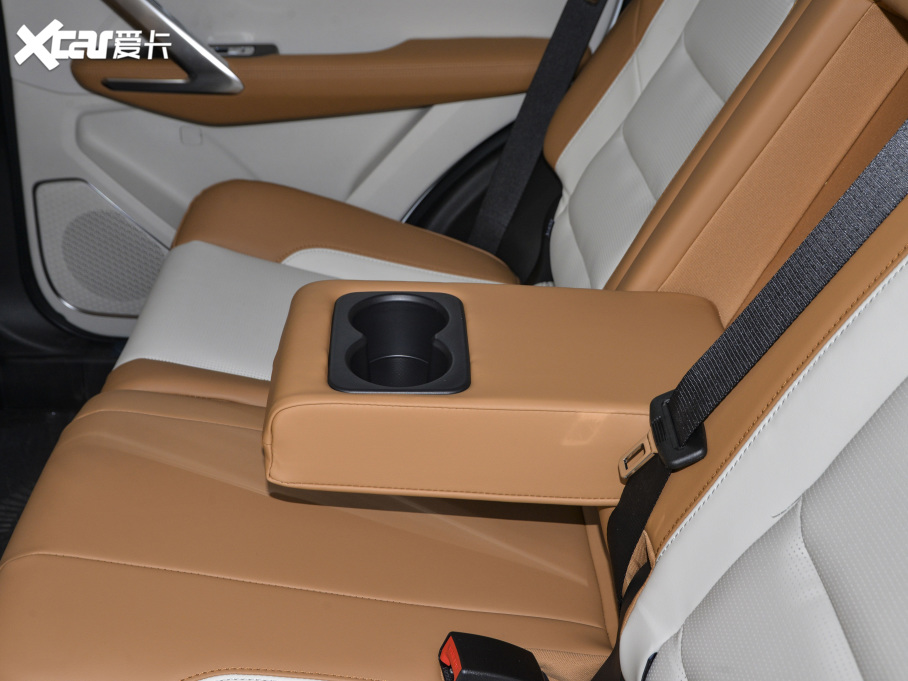 2021;X70 PLUS PLUS T 1.6TGDI DCTP 5