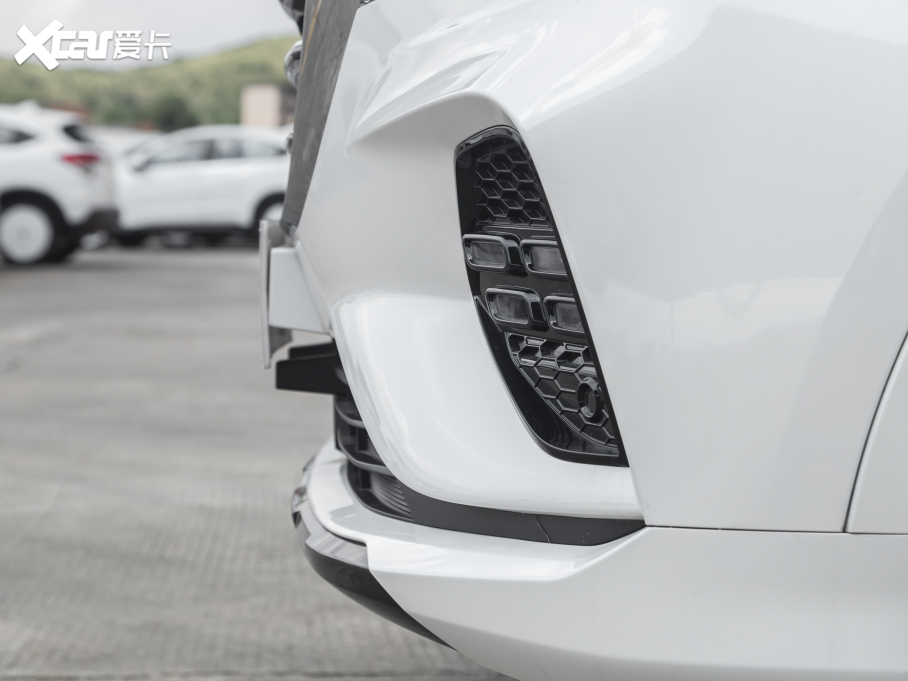 2021;X70 1.5T DCTعII 5