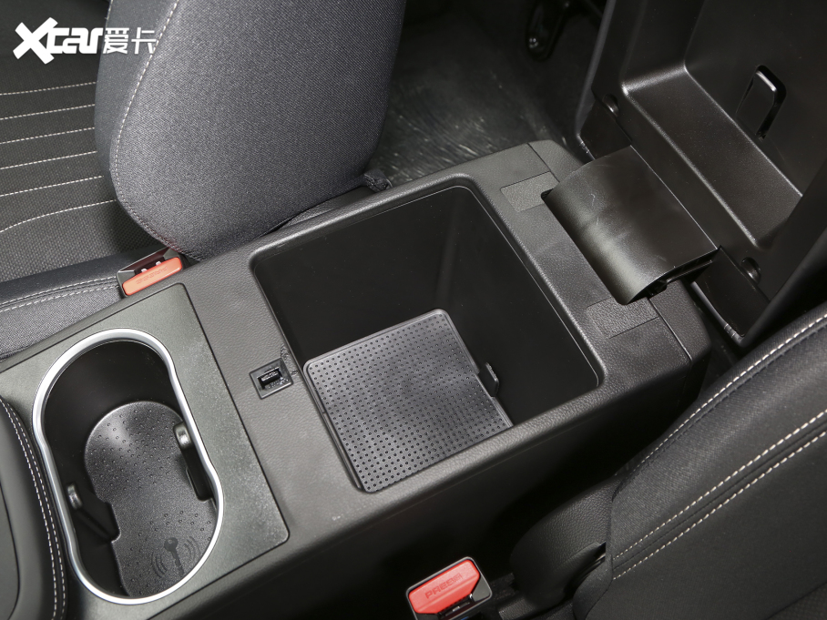 2021���;X70M M 1.5T �քӶ��л���� 7��