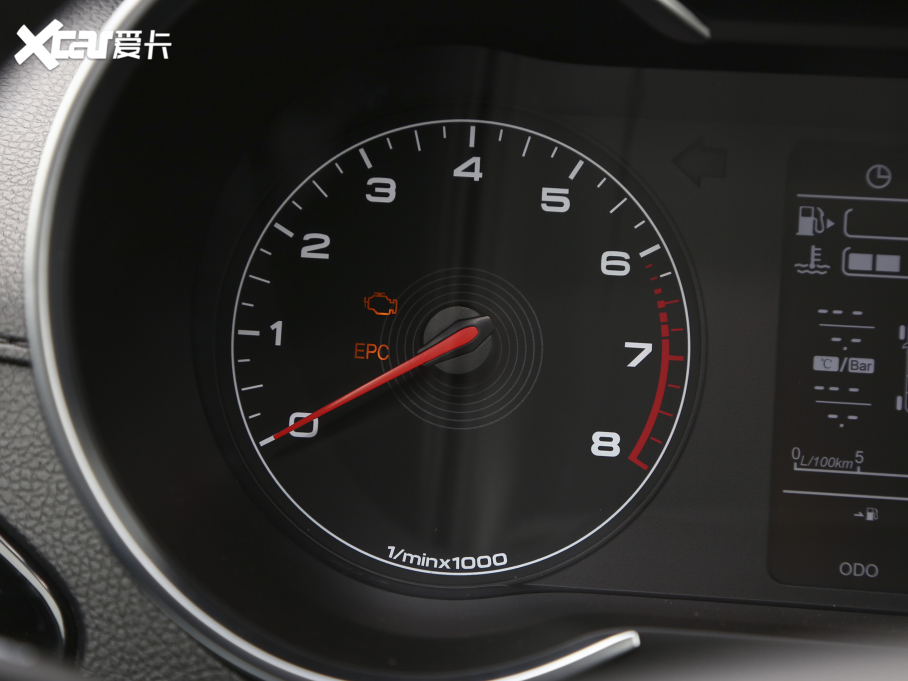 2021���;X70M M 1.5T �քӶ��л���� 7��