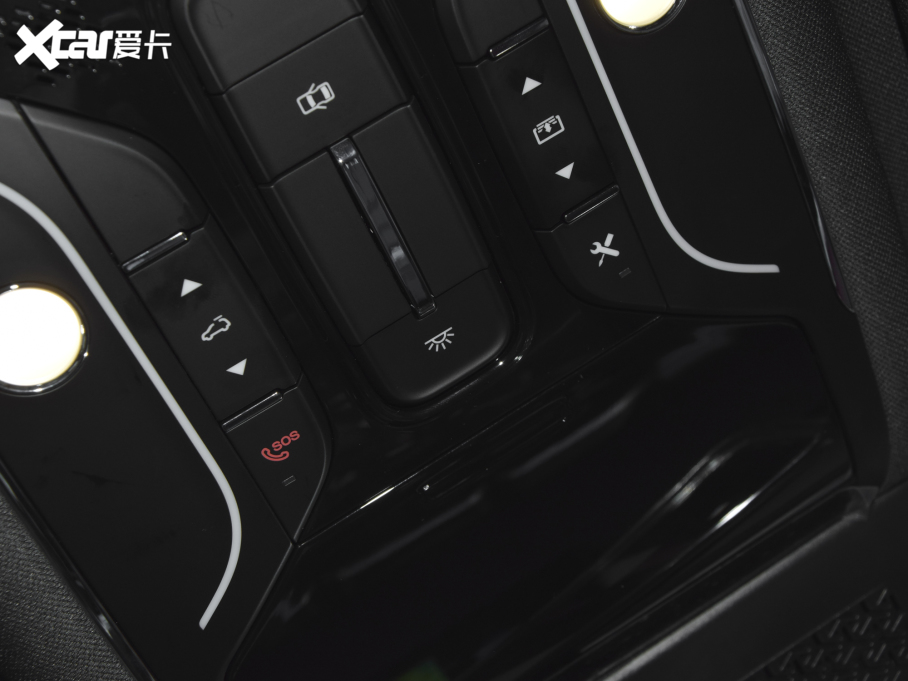 2021;X70 T 1.6T DCT܊ 7