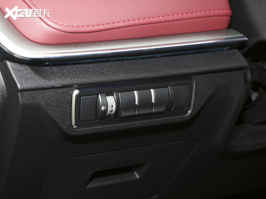 2021;X70 T 1.6T DCT 7