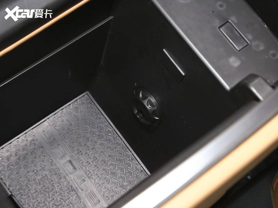 2021;X70 T 1.6T DCTP 5