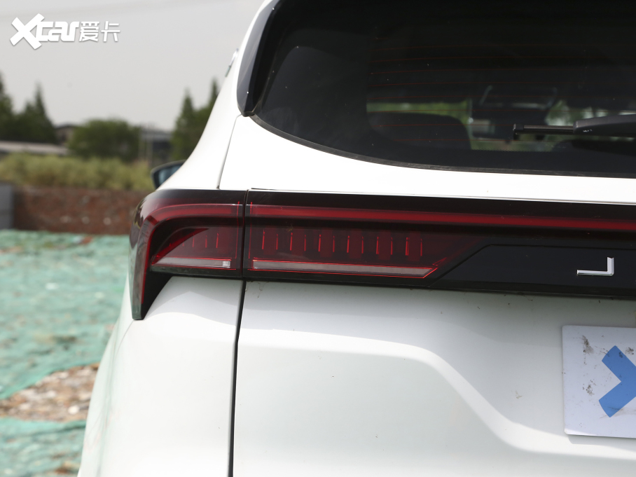 2021;X70 T 1.6T DCT 5