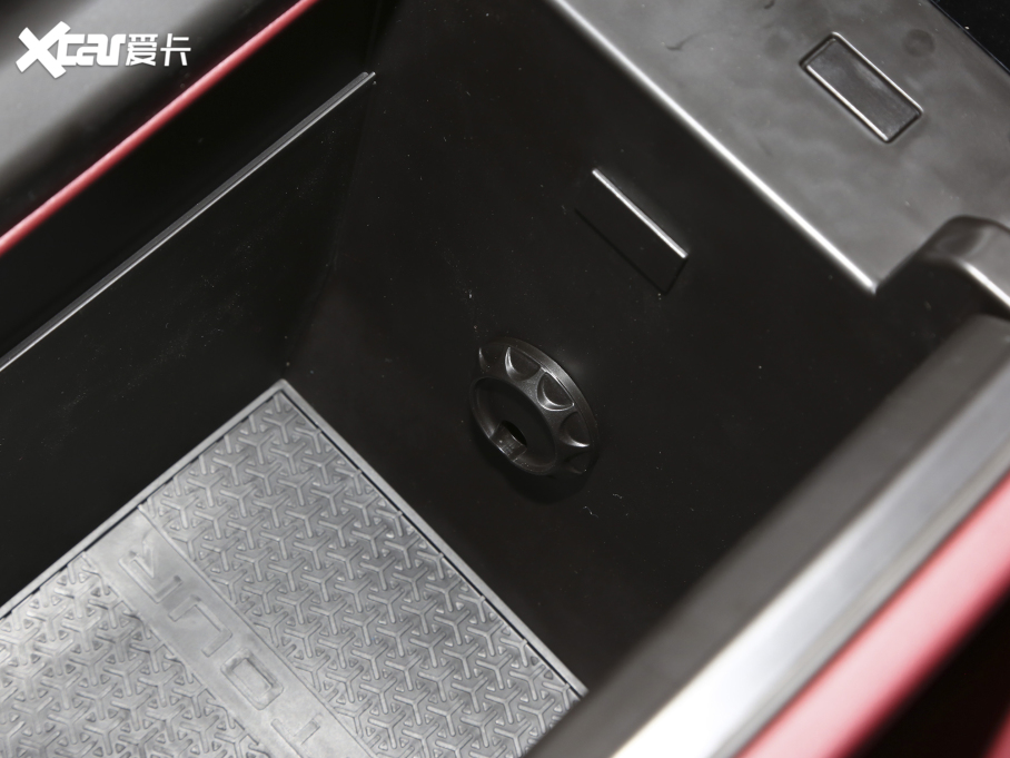 2021;X70 T 1.6T DCT 5