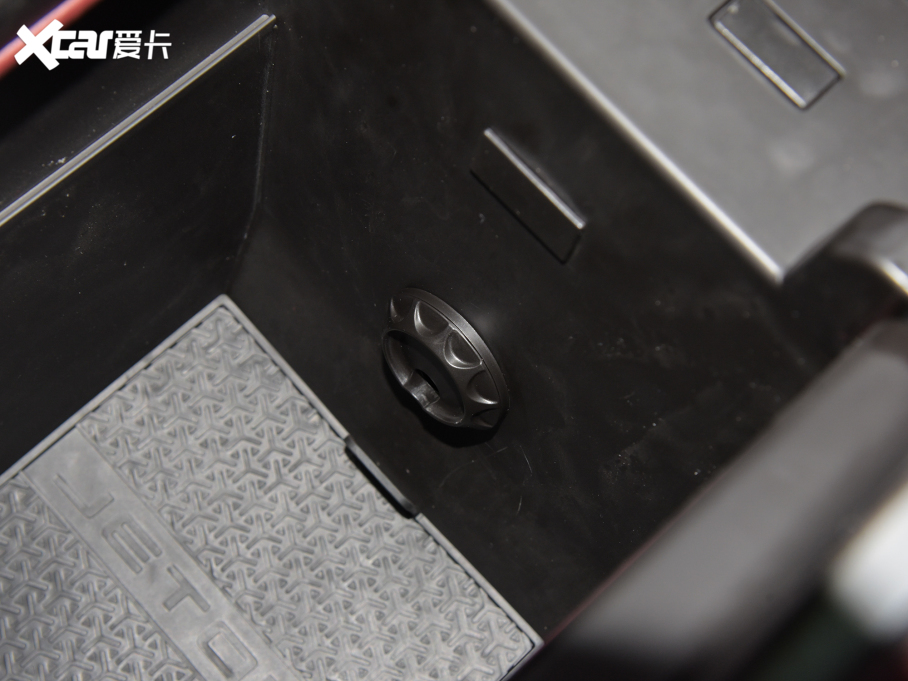 2021;X70 T 1.6T DCT 5