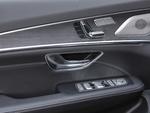 2021PLUS 1.6T DCT 7 g