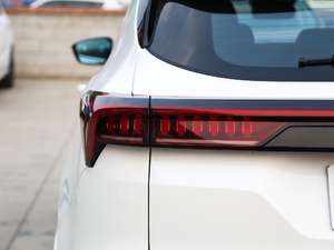 2021PLUS 1.6T DCT 5 (x)(ji)^